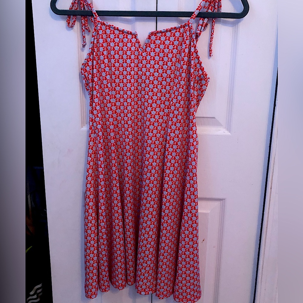 Size; Medium Color; Red, Blue Brand; Lily Rose